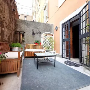 https://colosseo-home.it-romehotels.com